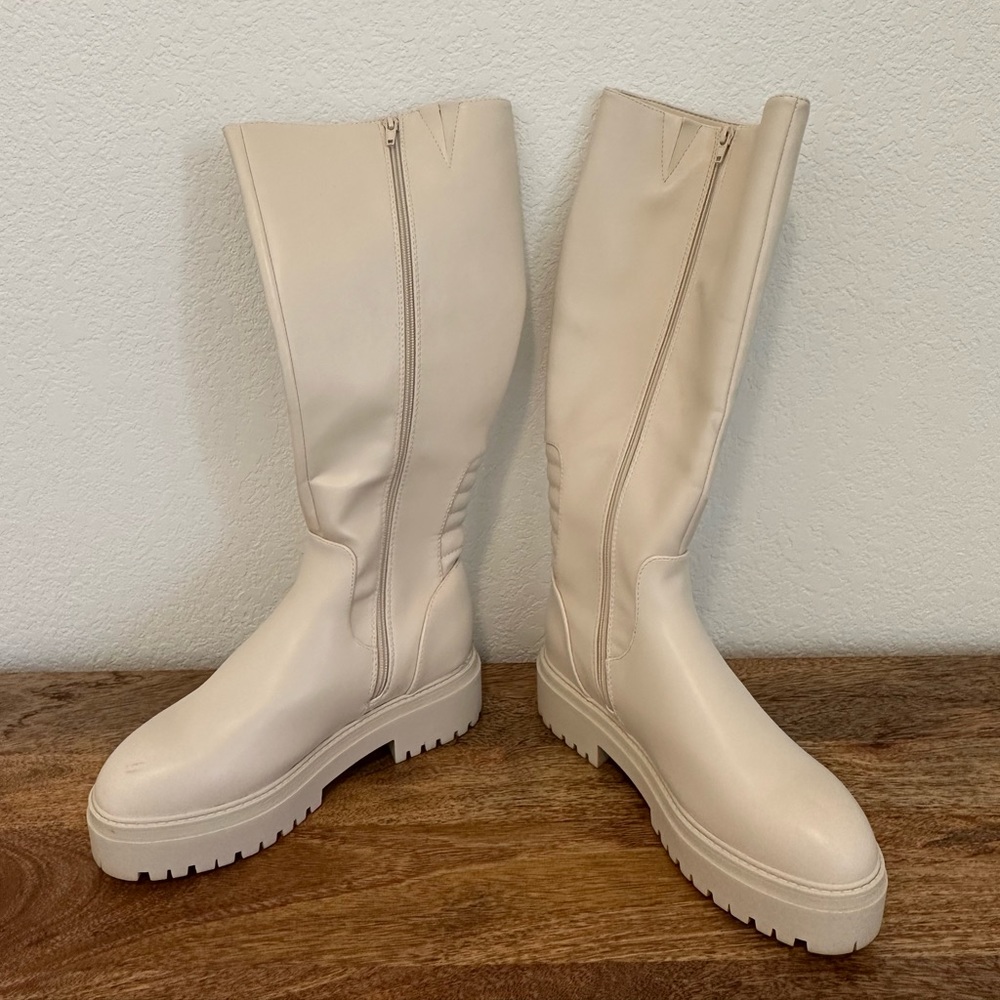Knee high Lug sole boots white